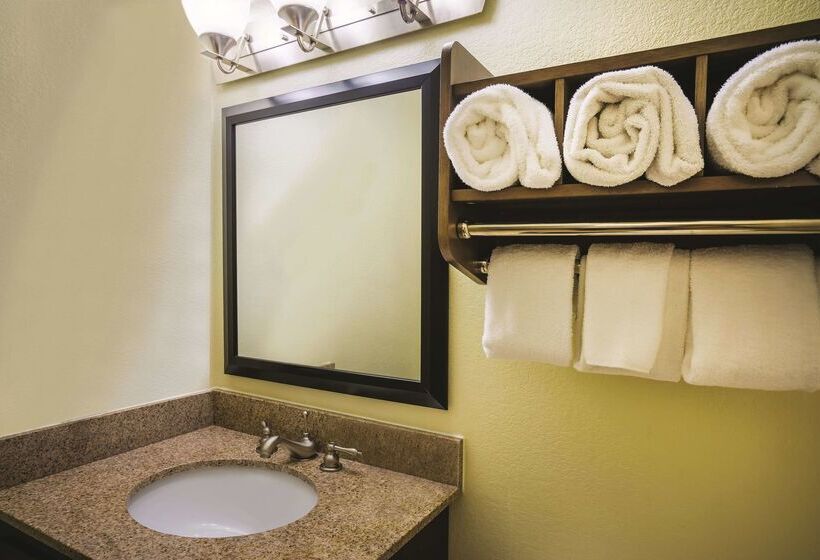 בית מלון כפרי La Quinta Inn & Suites By Wyndham Baltimore S. Glen Burnie