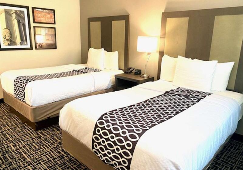فندق La Quinta Inn & Suites By Wyndham Indianapolis Downtown