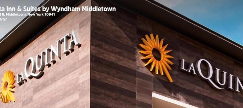 호텔 La Quinta Inn & Suites By Wyndham Middletown