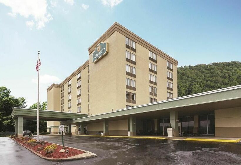 ホテル La Quinta Inn & Suites Pittsburgh North