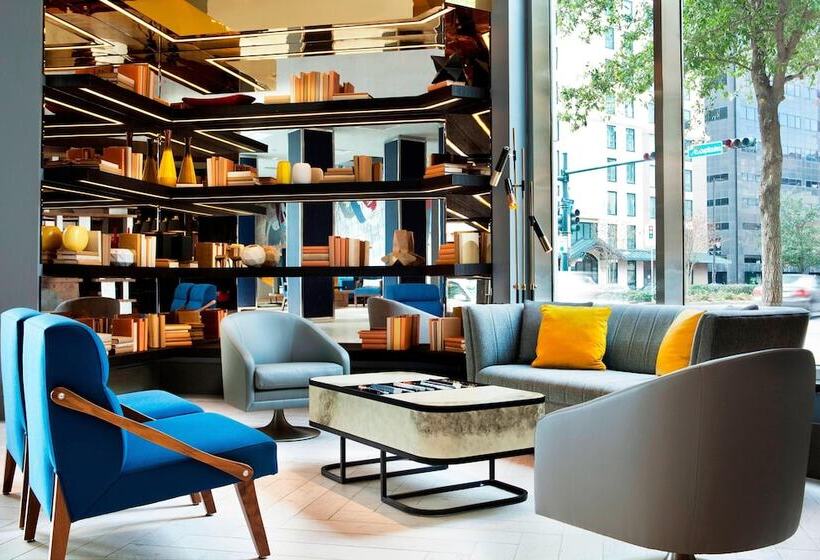 בית מלון כפרי Le Meridien New Orleans