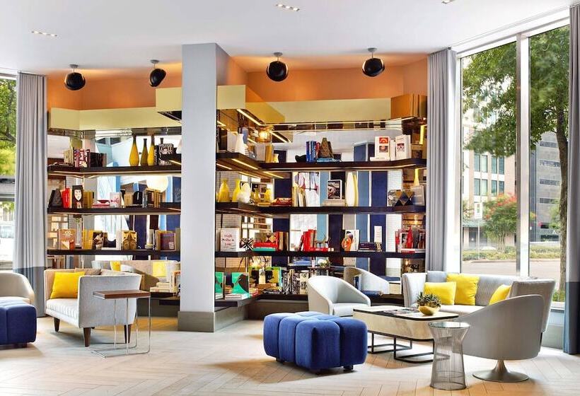 בית מלון כפרי Le Meridien New Orleans