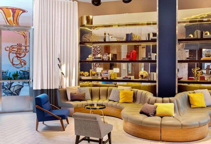 בית מלון כפרי Le Meridien New Orleans