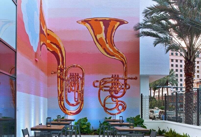 בית מלון כפרי Le Meridien New Orleans