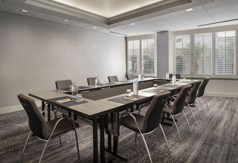 בית מלון כפרי Le Meridien New Orleans