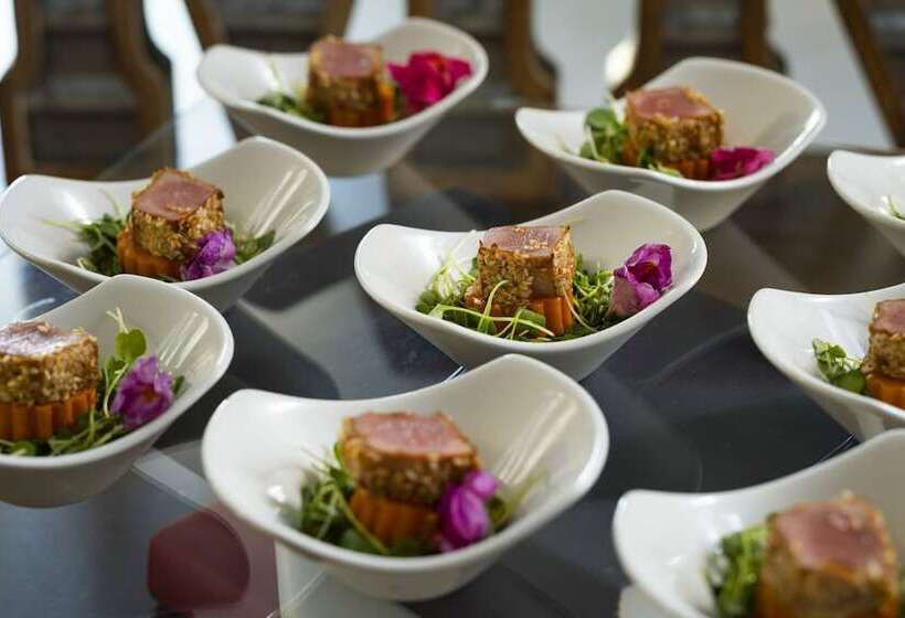 בית מלון כפרי Le Meridien New Orleans