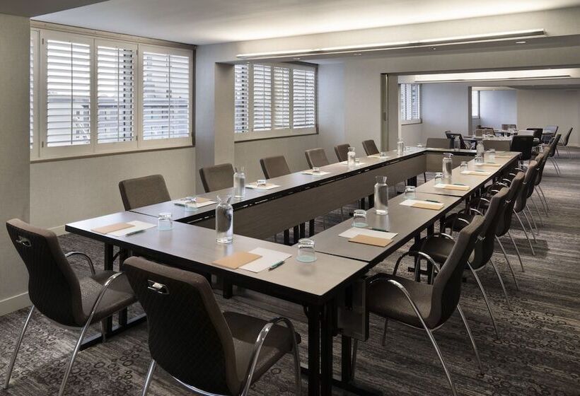 בית מלון כפרי Le Meridien New Orleans