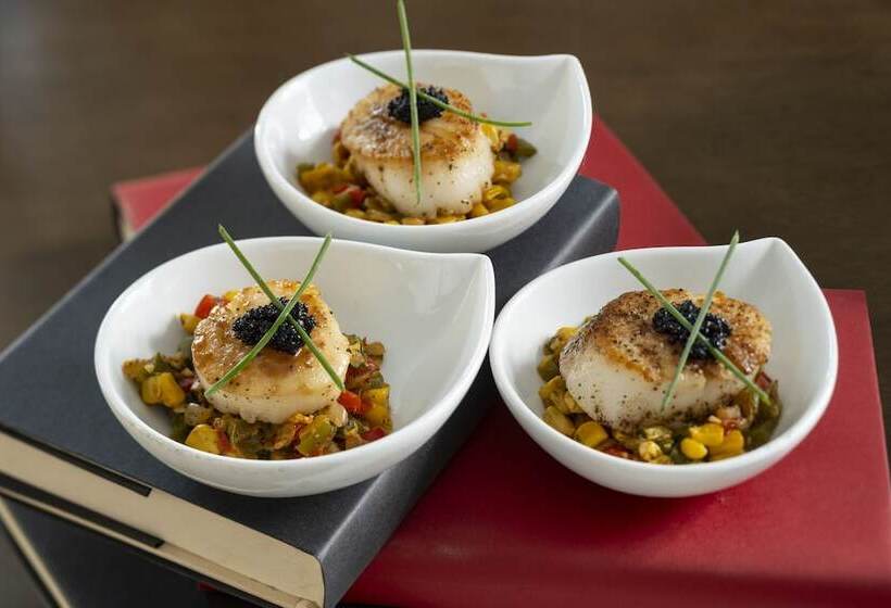 בית מלון כפרי Le Meridien New Orleans