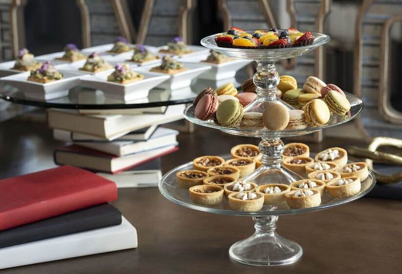 בית מלון כפרי Le Meridien New Orleans