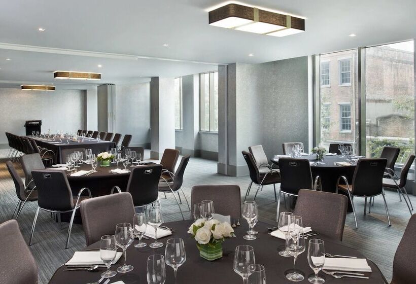 בית מלון כפרי Le Meridien New Orleans