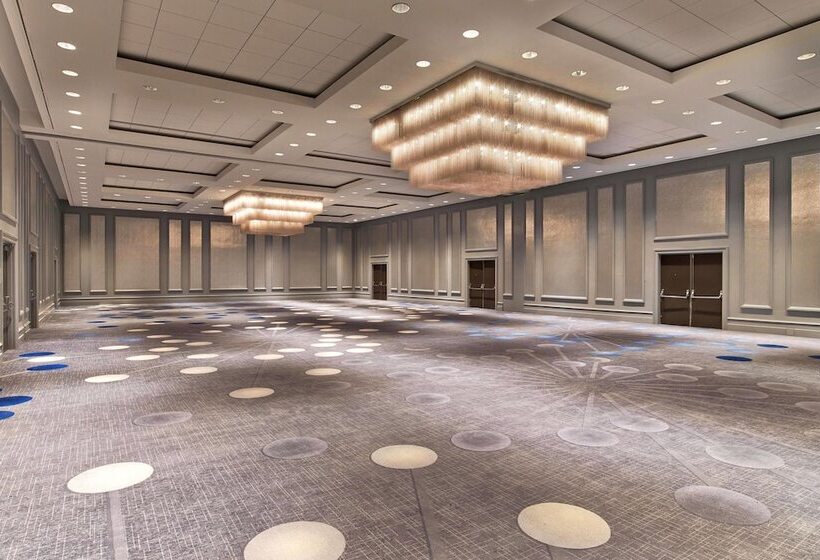 בית מלון כפרי Le Meridien New Orleans