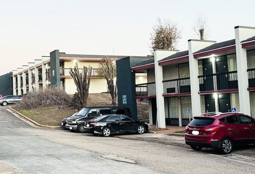 Magnuson Grand Hotel And Conference Center Tyler