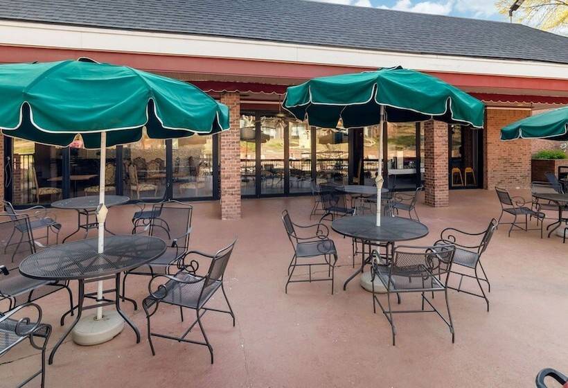 Magnuson Grand Hotel And Conference Center Tyler