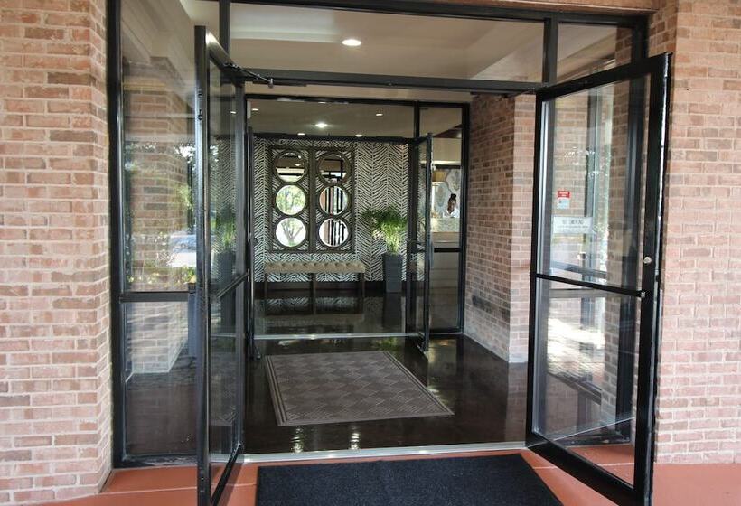 Magnuson Grand Hotel And Conference Center Tyler