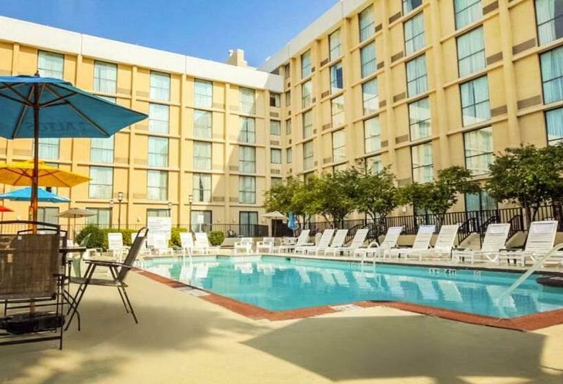 فندق Magnuson Grand & Conference Center Somersetbridgewater