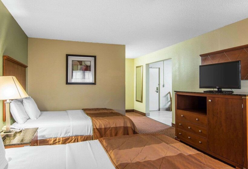 酒店 Mainstay Suites Williamsburg Historic Area