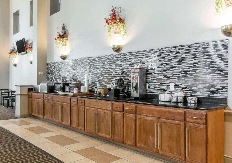 酒店 Mainstay Suites Williamsburg Historic Area