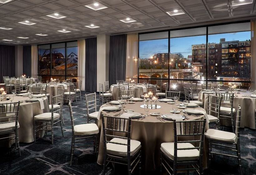 ホテル Marriott Knoxville Downtown