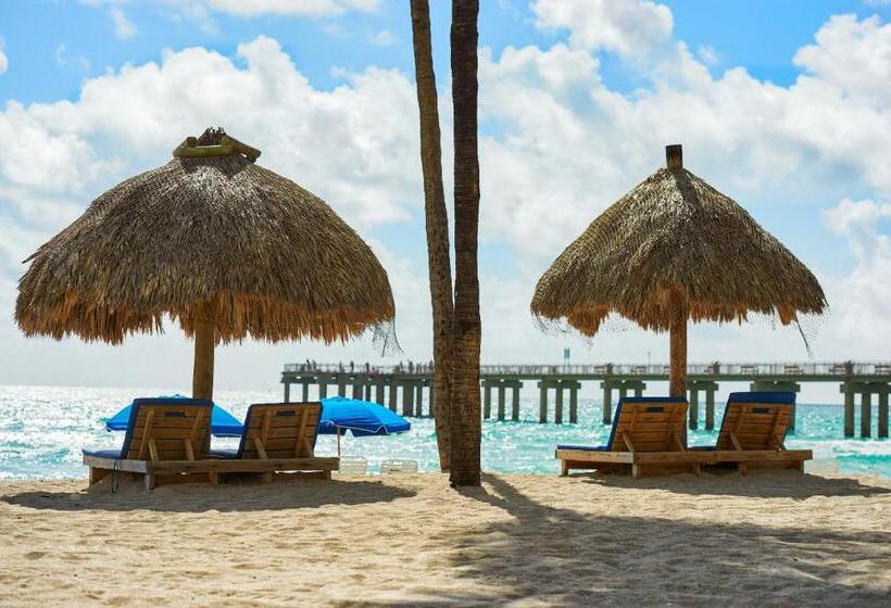 Newport Beachside Hotel & Resort