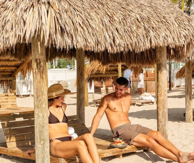 Newport Beachside Hotel & Resort