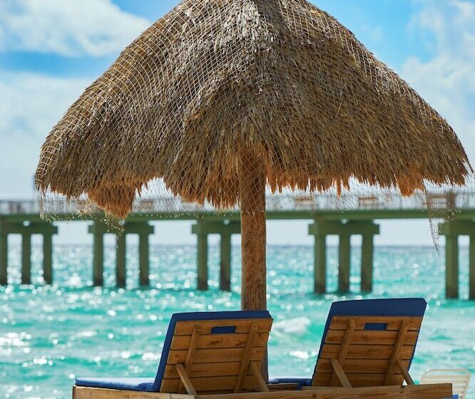 Newport Beachside Hotel & Resort