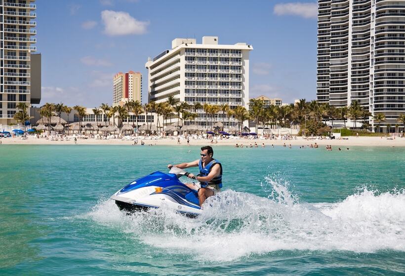 Newport Beachside Hotel & Resort