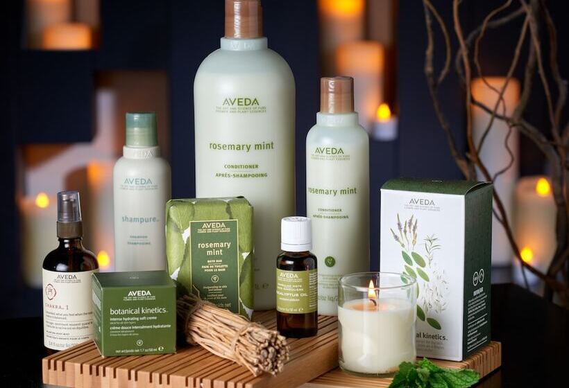 Newport Beachside Hotel & Resort