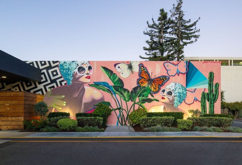 בית מלון כפרי Paradox, Autograph Collection