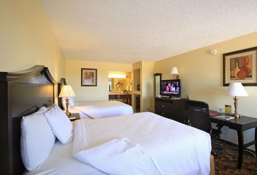 فندق Plaza Inn Midland