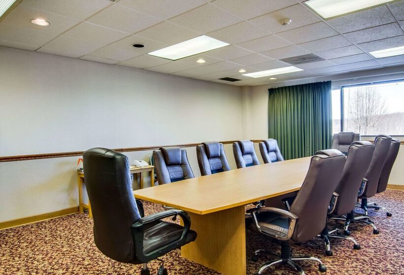 Quality Hotel And Conference Center