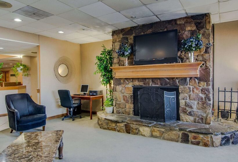 Quality Hotel And Conference Center