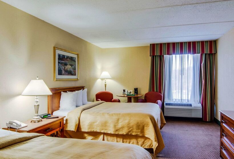 Quality Hotel And Conference Center