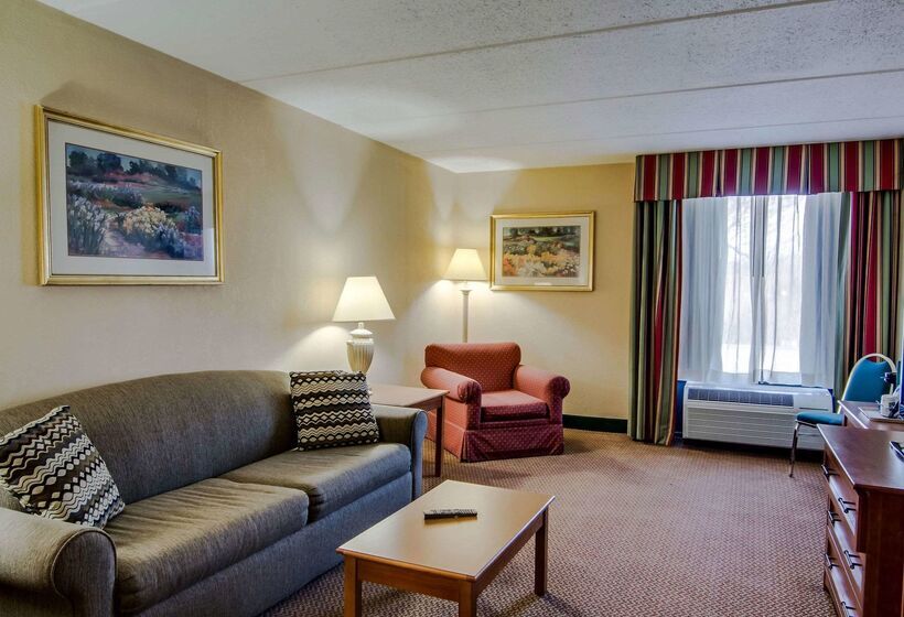 Quality Hotel And Conference Center