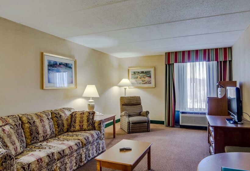 Quality Hotel And Conference Center