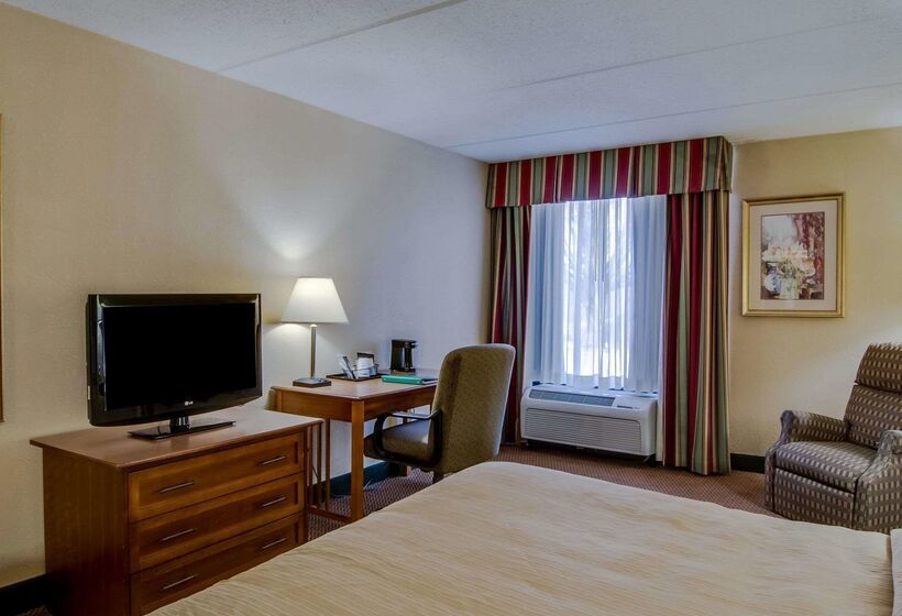 Quality Hotel And Conference Center