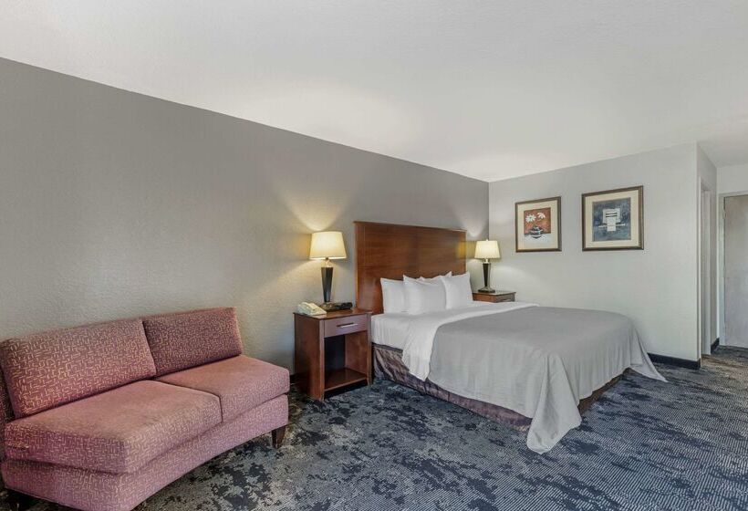 فندق Quality Inn Downtown Stuart