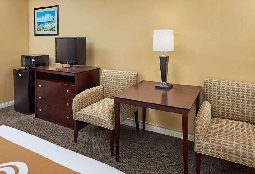 هتل Comfort Inn Encinitas Near Legoland