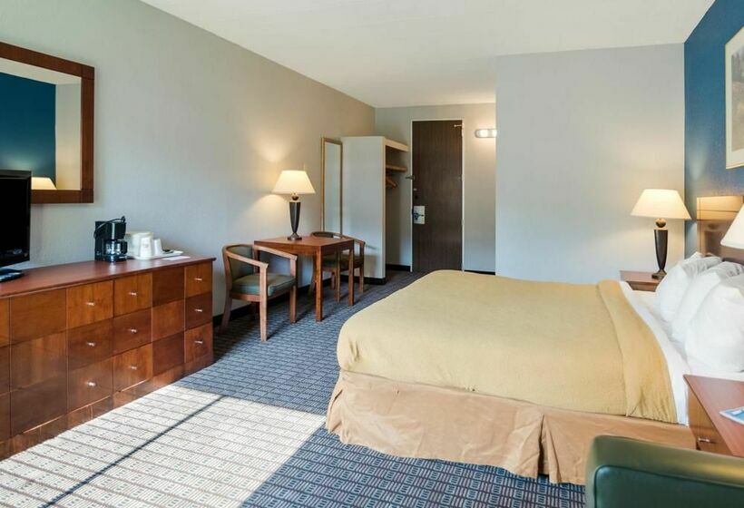 فندق Quality Inn Greenfield