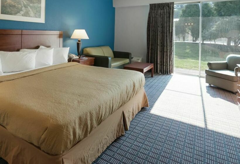 فندق Quality Inn Greenfield