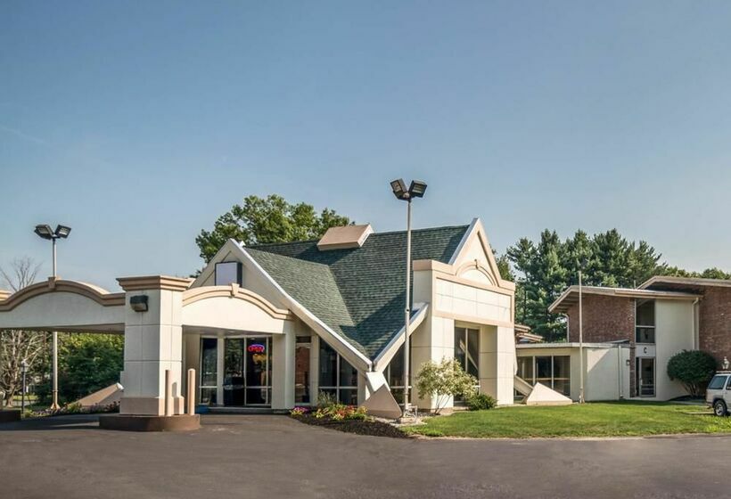 فندق Quality Inn Greenfield