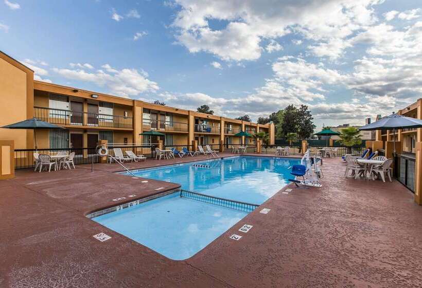 ホテル Quality Inn Midtown