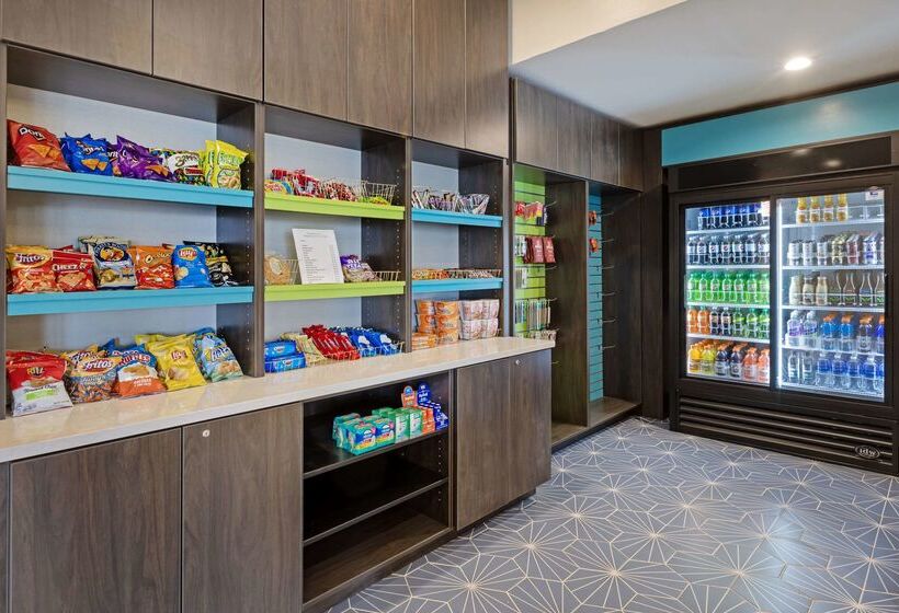 The Lux Hotel & Conference Center, Ascend Hotel Collection