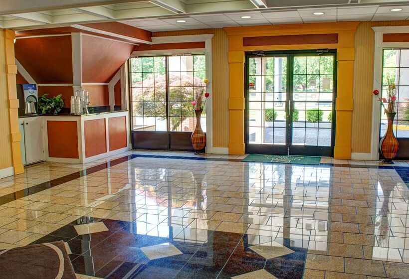 酒店 Quality Inn North