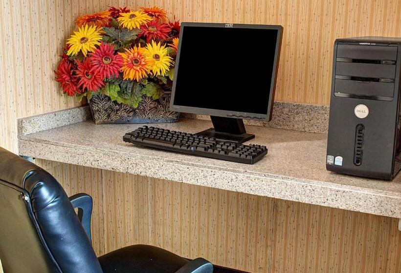 酒店 Quality Inn North