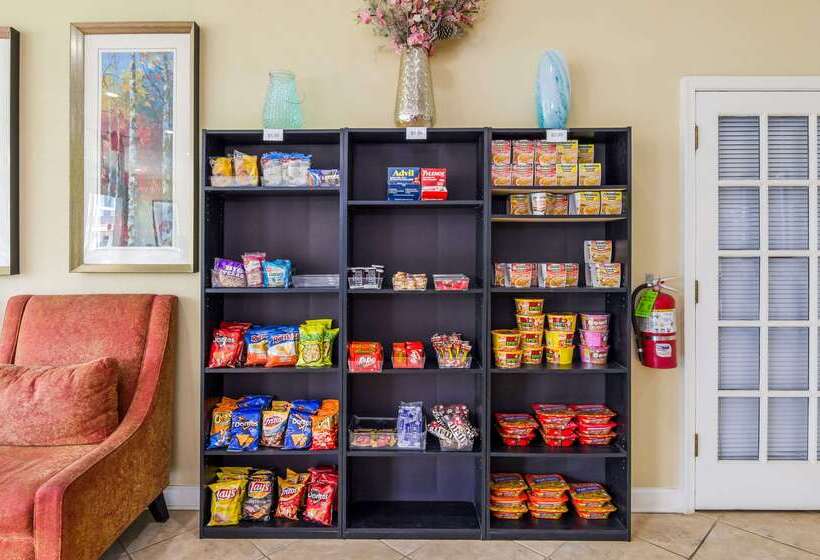 فندق Quality Inn Roanoke Airport