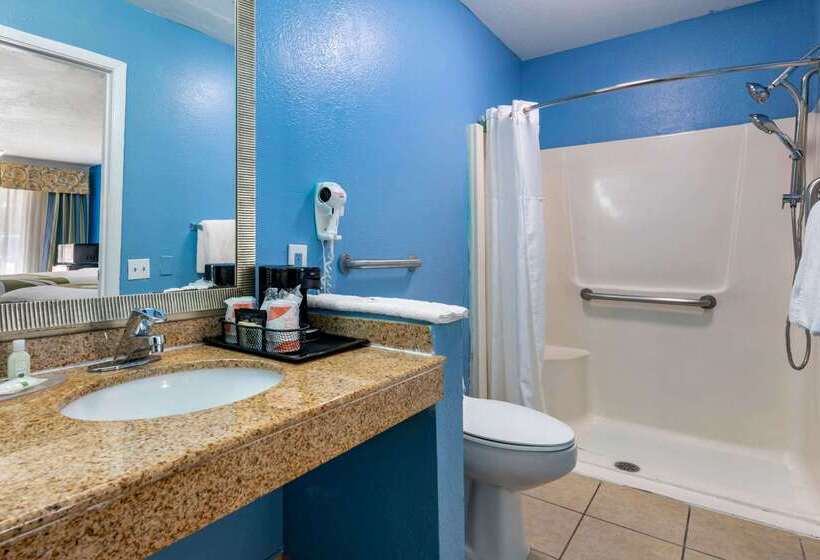 فندق Quality Inn Sarasota North Near Lido Key Beach