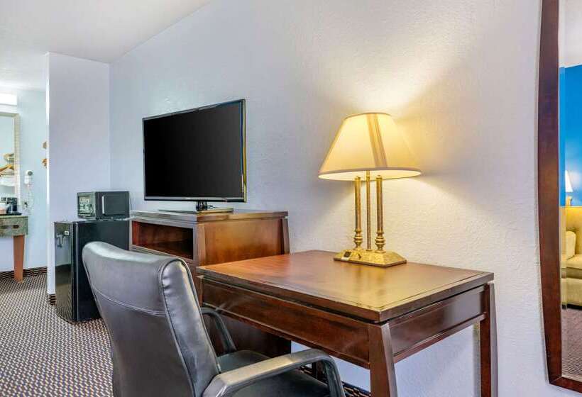فندق Quality Inn Sarasota North Near Lido Key Beach
