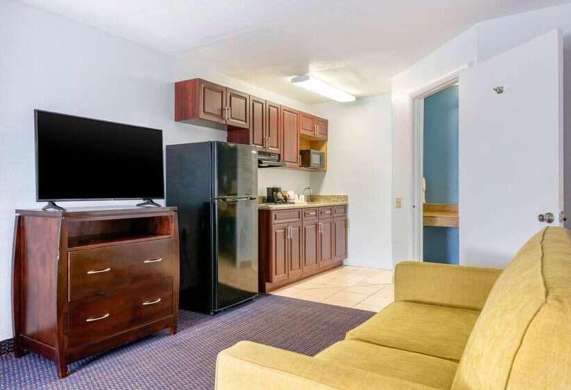 فندق Quality Inn Sarasota North Near Lido Key Beach