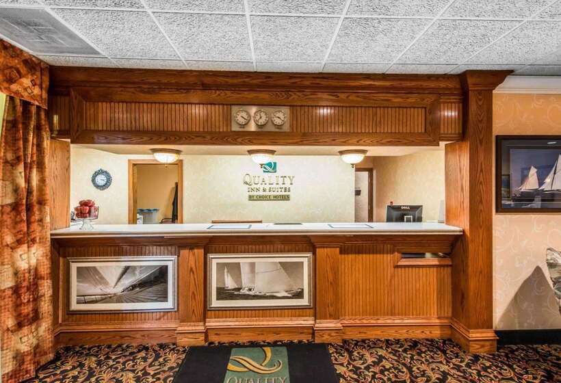 فندق Quality Inn & Suites Conference Center Across From Casino