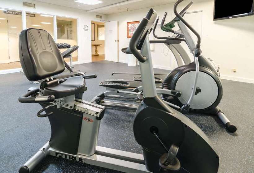 酒店 Quality Inn & Suites